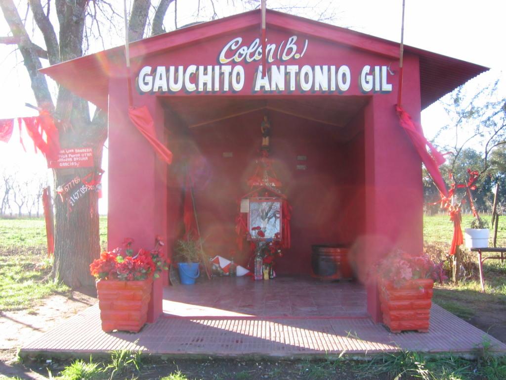 /images/Proyectos/GauchitoGil/IMG_6258.jpg